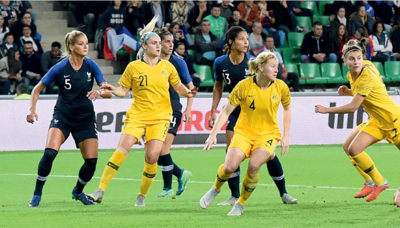 Equipe de France Féminine à Geoffroy-Guichard