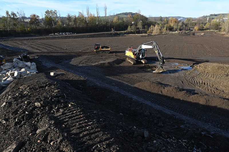 Amenagement d'une zone humide terrassement - travaux de compensation