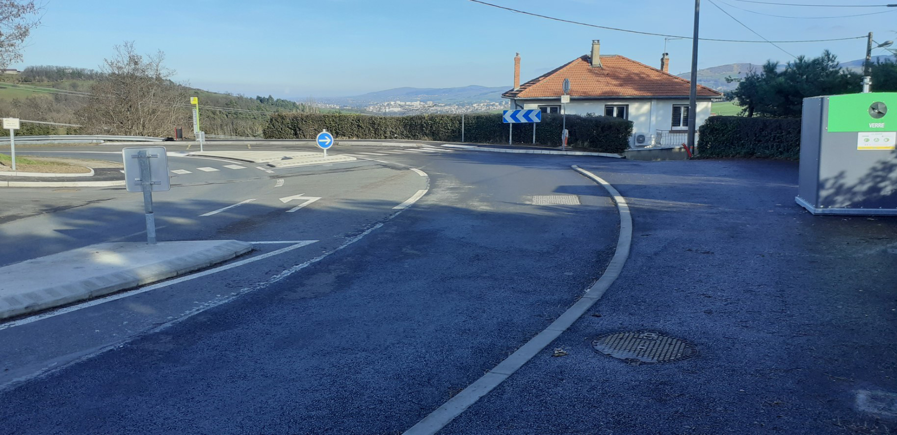 Carrefour des Aubépines réaménagé - Saint-Jean Bonnefonds