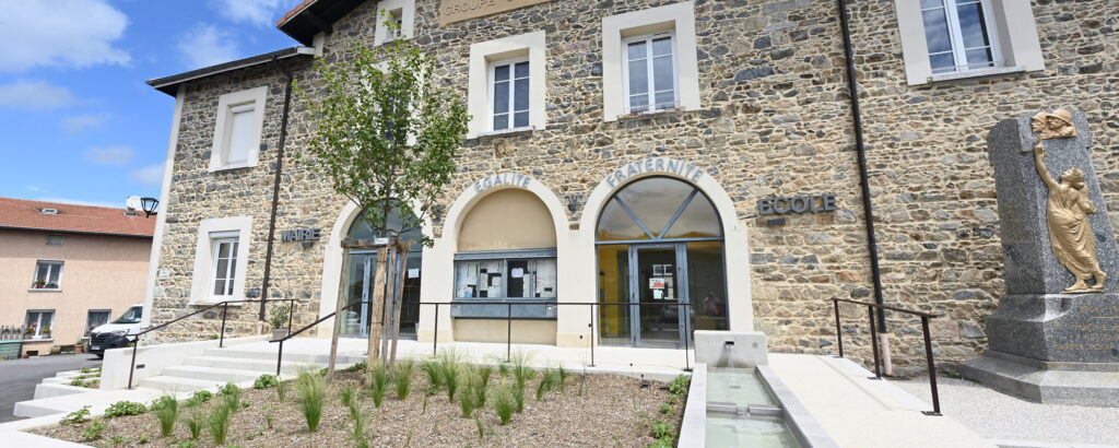 Centre-bourg réaménagé à Fontanès