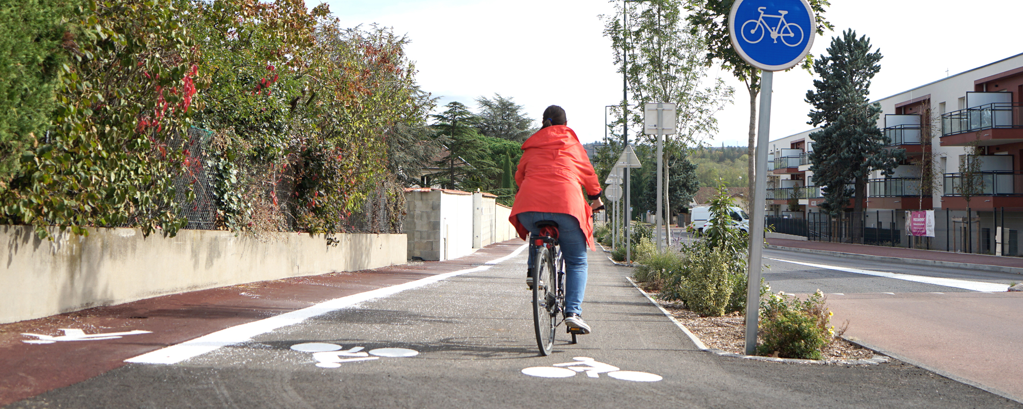 Piste cyclable Rue Juquel à Andrézieux-Bouthéon