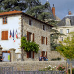 Saint-Bonnet-les-Oules et son château
