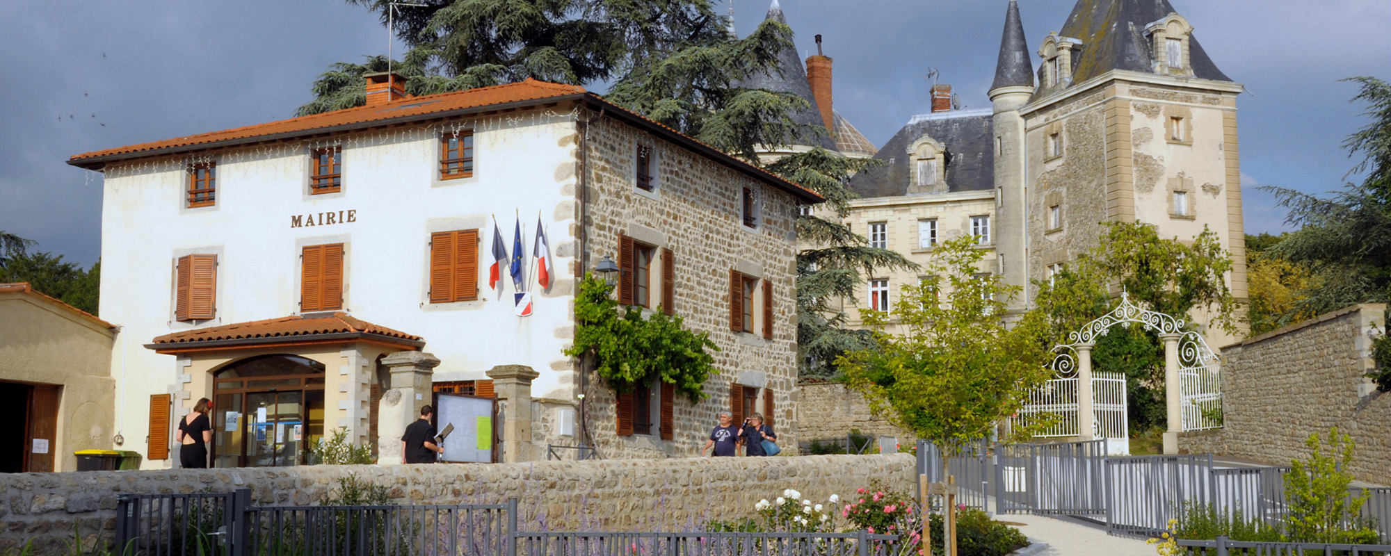 Saint-Bonnet-les-Oules et son château