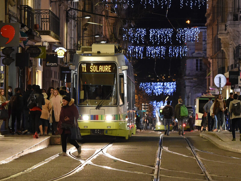 Tramway pendant les fêtes de Noël