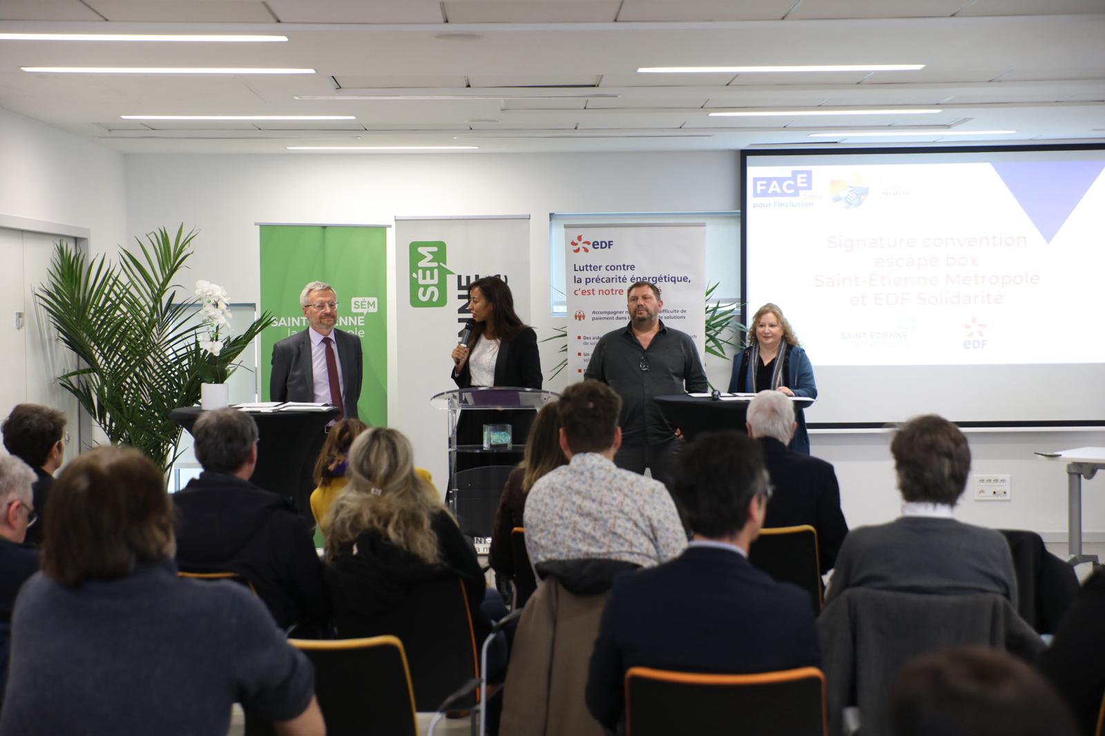 Signature de convention -Fonds solidarité logement