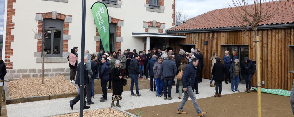 inauguration de la salle des fêtes de Rozier Cotes d'Aurec