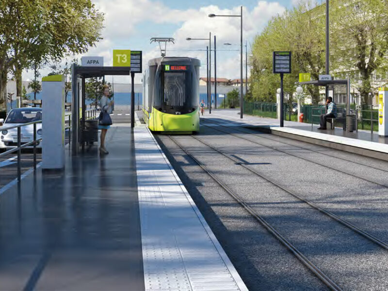 Station Outre-Furan tramway T3