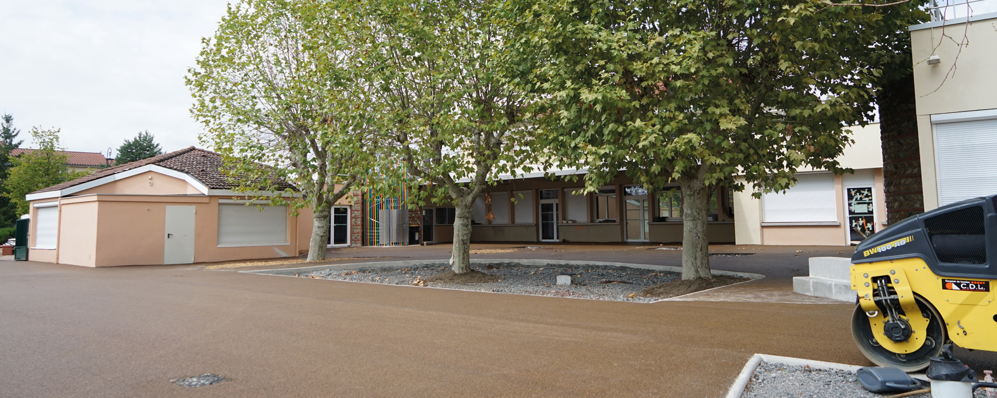 Cours d'école en travaux