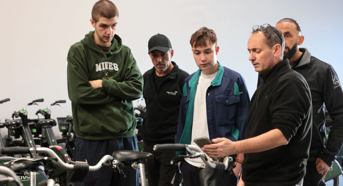 Des étudiants de l'École des Mines planchent sur l'amélioration du service Vélivert.