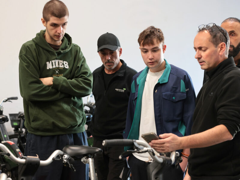 Des étudiants de l'École des Mines planchent sur l'amélioration du service Vélivert.